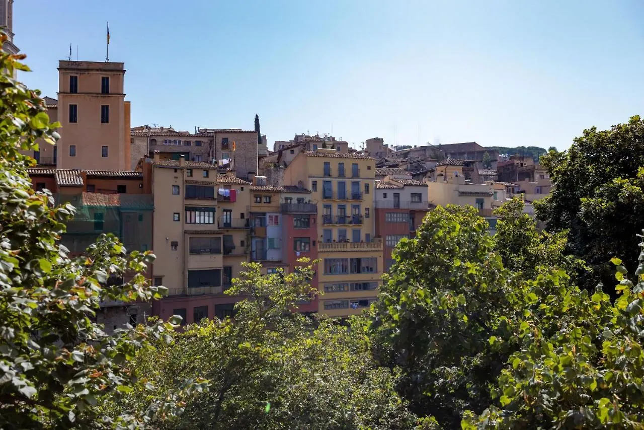 Bravissimo Pont De La Princesa, Comfortable 3-Bedroom Apartment Girona Spain