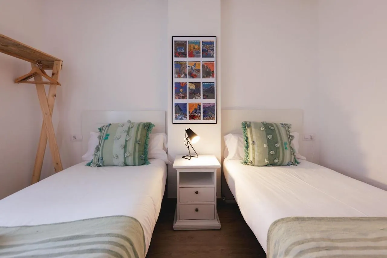 Bravissimo Pont De La Princesa, Comfortable 3-Bedroom Apartment Girona Spain