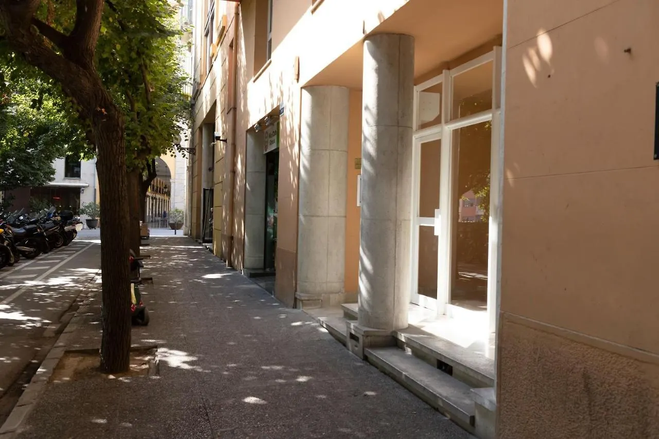 Bravissimo Pont De La Princesa, Comfortable 3-Bedroom Apartment Girona