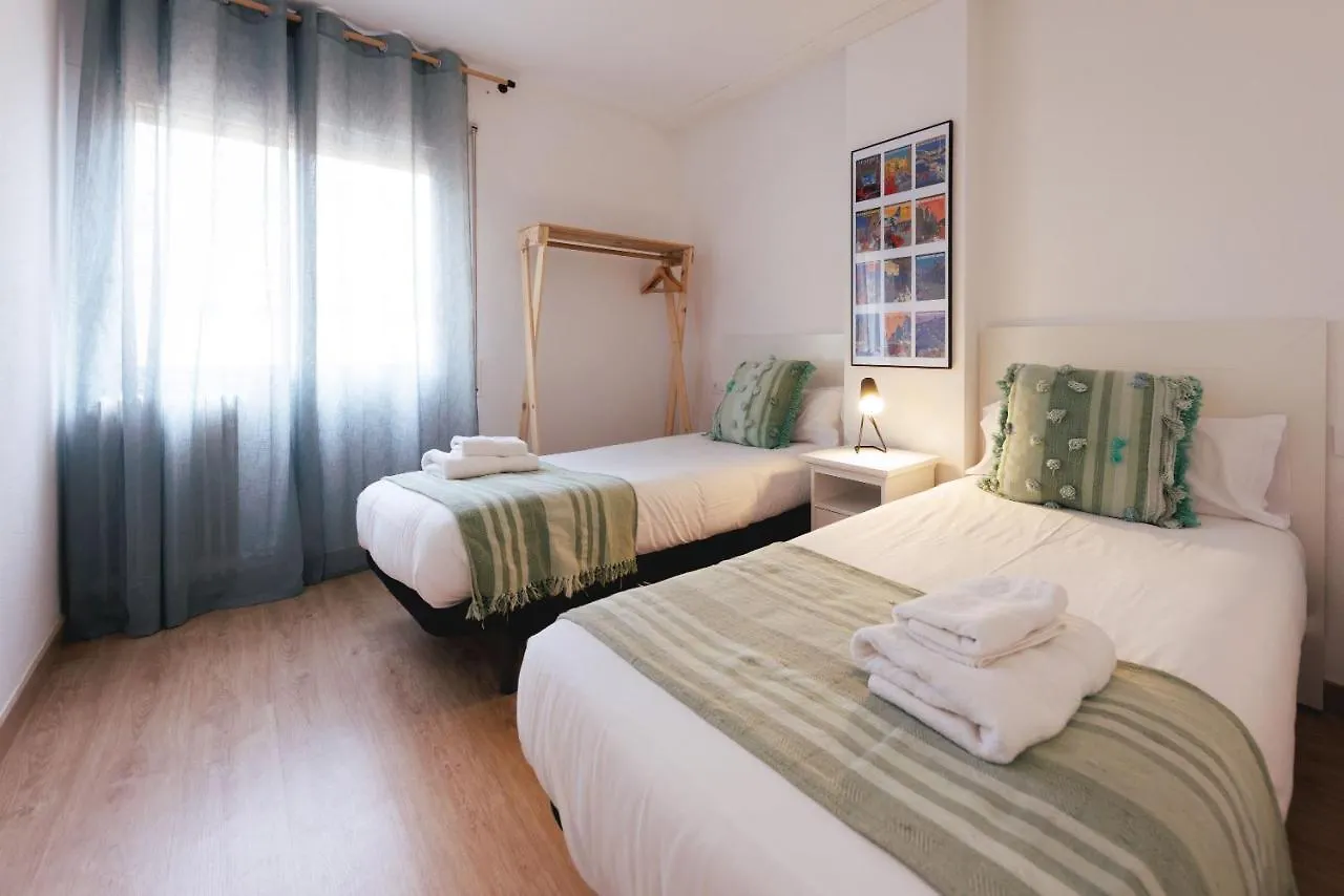 Bravissimo Pont De La Princesa, Comfortable 3-Bedroom Apartment Girona Spain