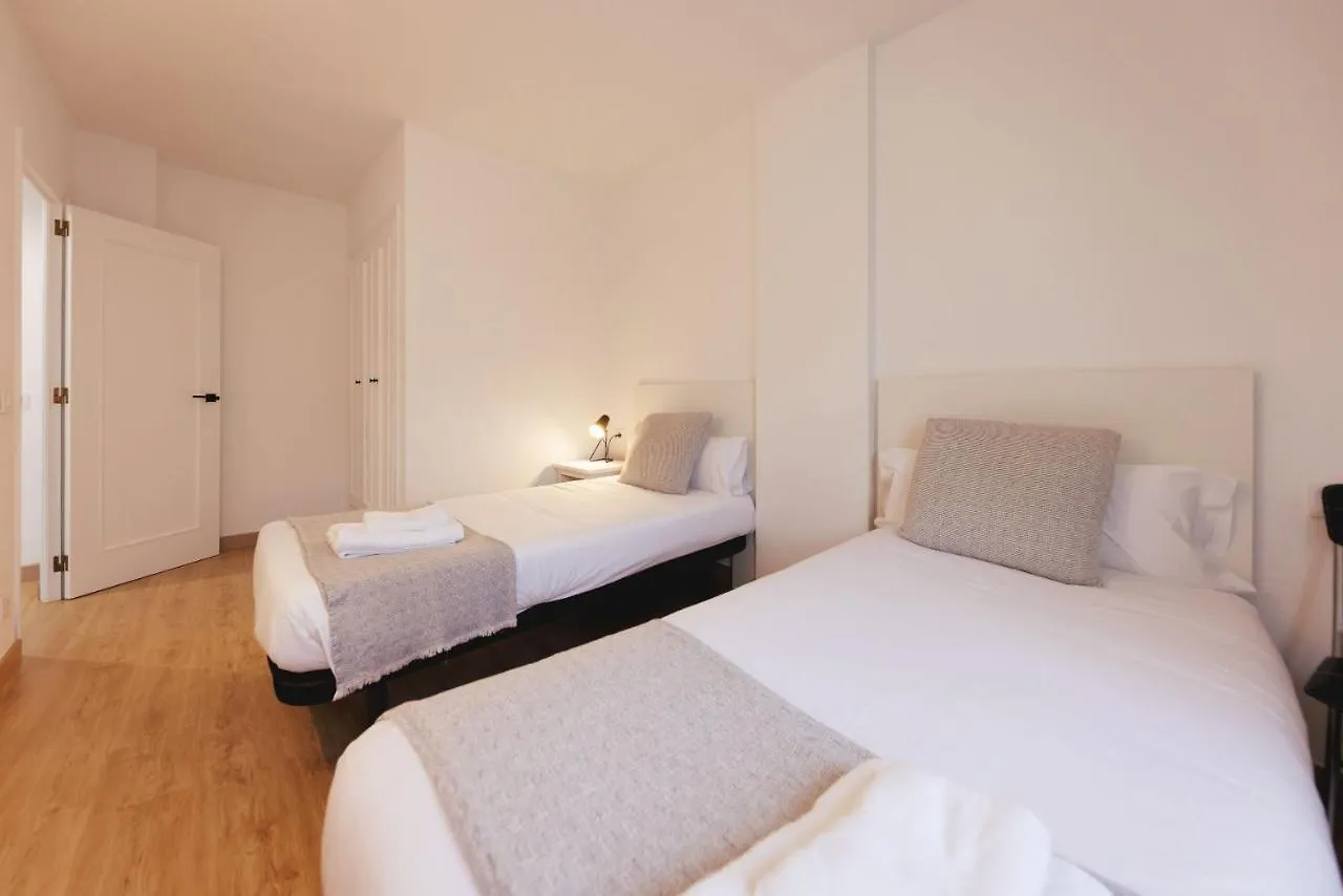 Bravissimo Pont De La Princesa, Comfortable 3-Bedroom Apartment Girona