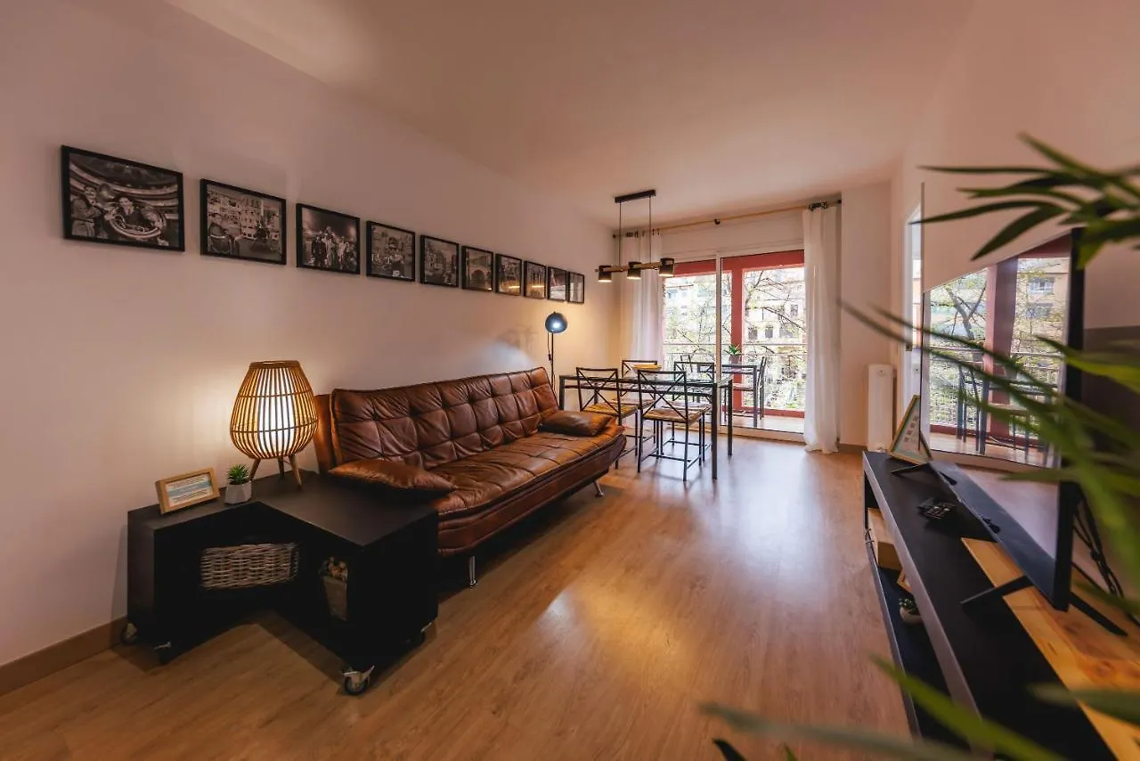 Bravissimo Pont De La Princesa, Comfortable 3-Bedroom Apartment Gerona